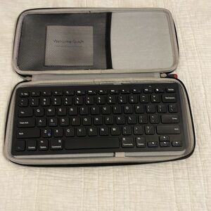 Ultra compact Bluetooth keyboard